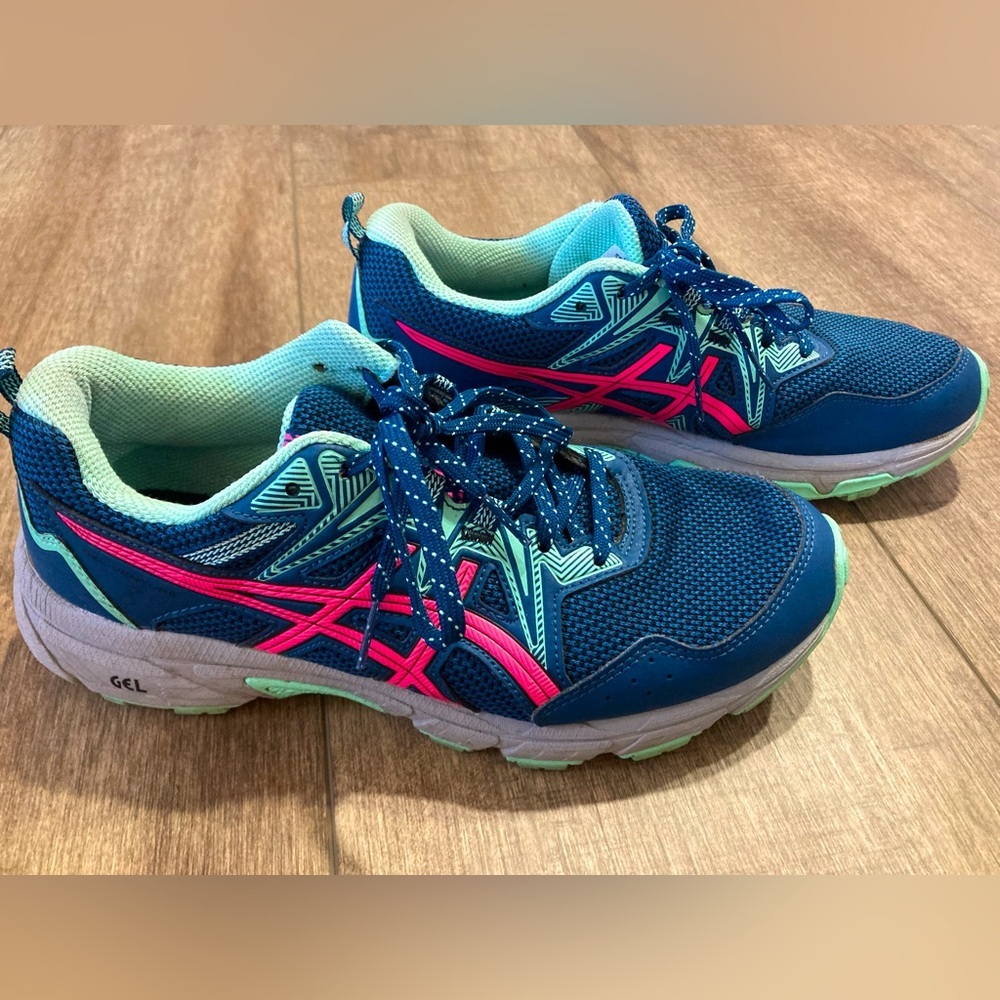 ASICS women’s 9 gel-venture 8 athletic shoes
